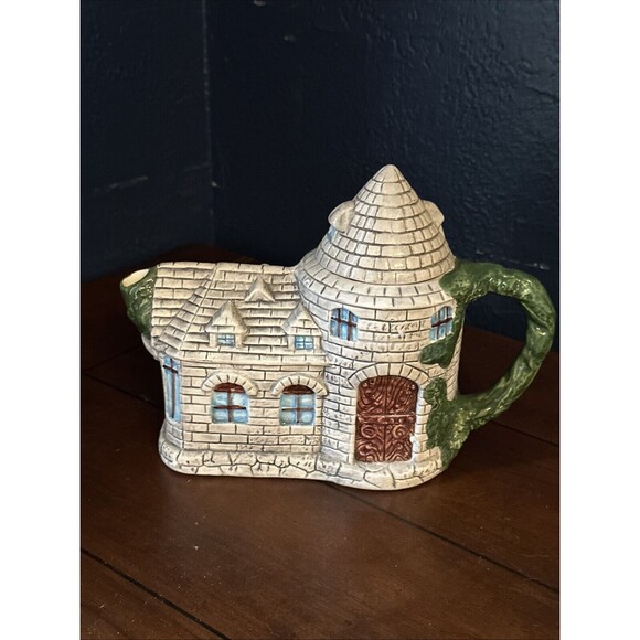 Gift Gallery Porcelain Castle Chalet Tea Pot Decorative Only VTG - Picture 1 of 12